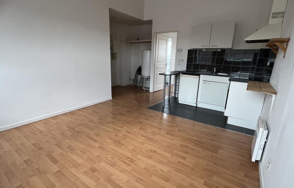 appartement 2 pièces 30 m2 à louer à Lille (59000)