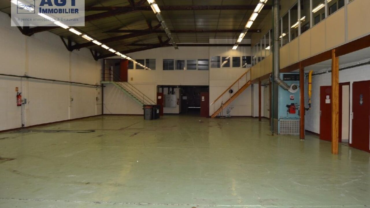 local industriel 20 pièces 1620 m2 à vendre à Saint-Denis (93210)