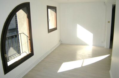 location appartement 390 € CC /mois à proximité de Saint-Amant-Tallende (63450)