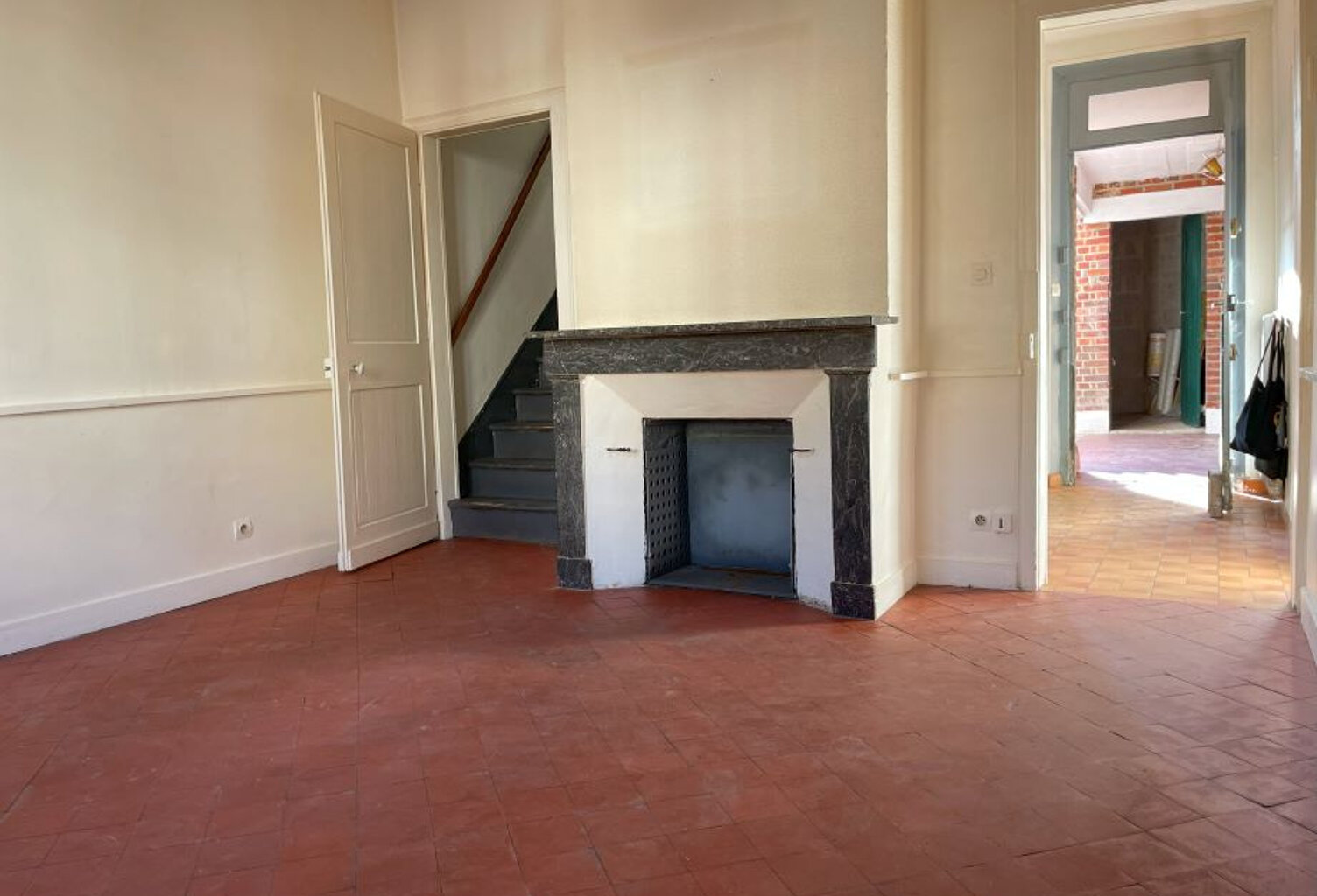 À Beauvais (60), maison de ville 2 chambres et cour intérieu — photo 1