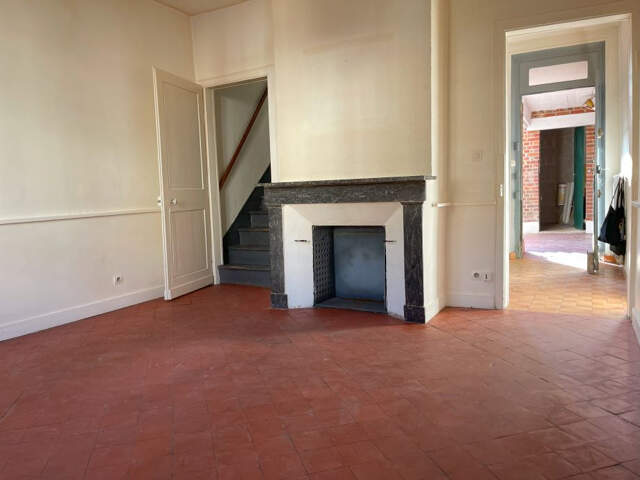 À Beauvais (60), maison de ville 2 chambres et cour intérieu — photo du bien