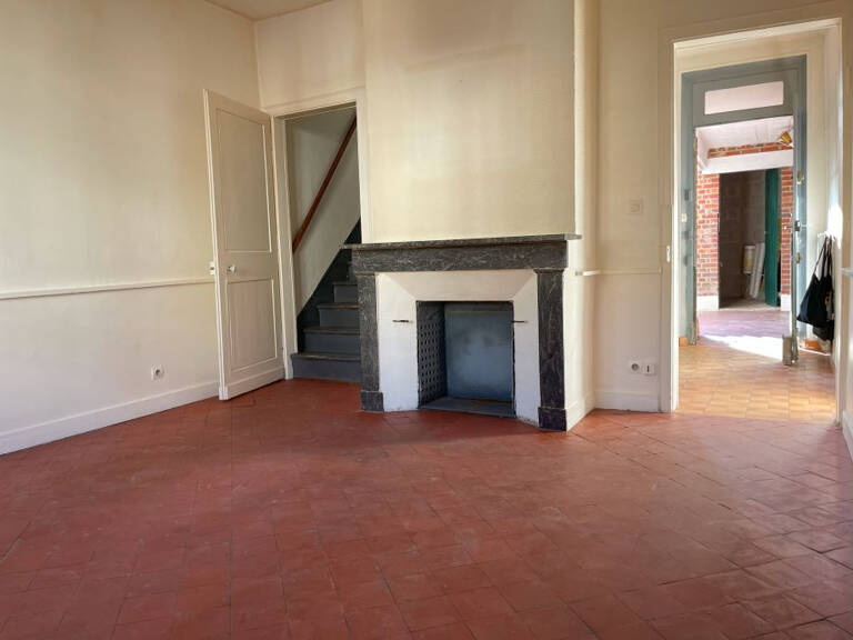 À Beauvais (60), maison de ville 2 chambres et cour intérieu — photo 1
