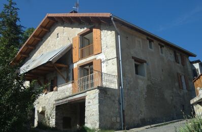 maison 4 pièces 100 m2 à louer à La Faurie (05140)