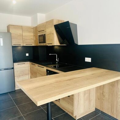 Appartement 2 pièces 200000 €