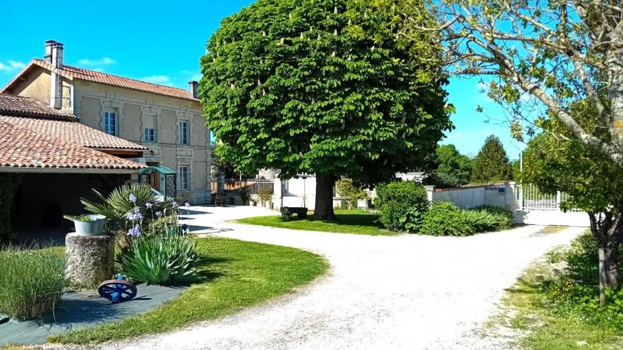 maison 6 pièces  m2 à vendre à Écoyeux (17770)