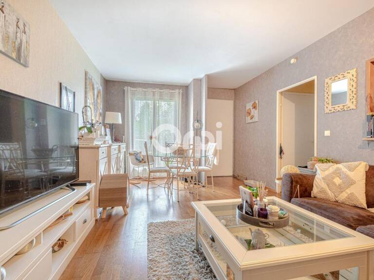 Bel appartement en rez-de-jardin à Couzeix — photo 1