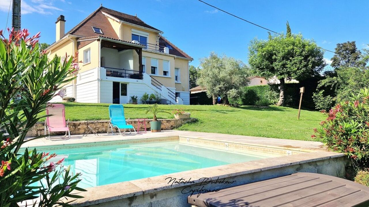 maison 11 pièces 210 m2 à vendre à Lalinde (24150)