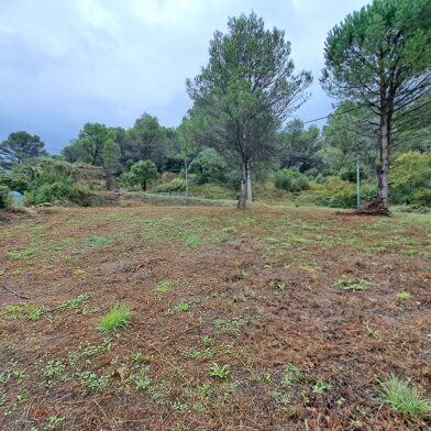 Terrain 1000 m²