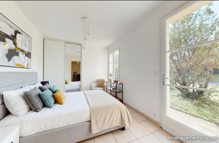 PLAISIR - QUARTIER LES MAISONS DU BOIS - Belle demeure de 174m2 habitables (247m2 utiles) sur parcelle de 809m2 — photo 4