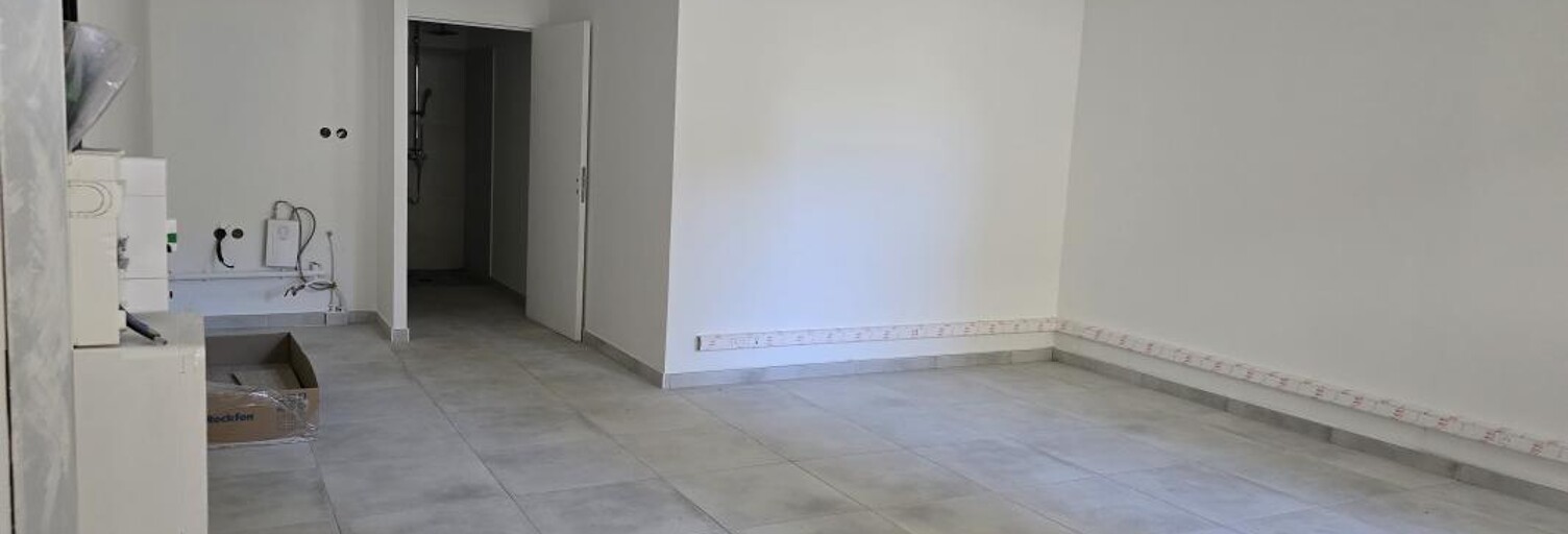 Bureau  42 m² à louer à Le Tampon (97430)