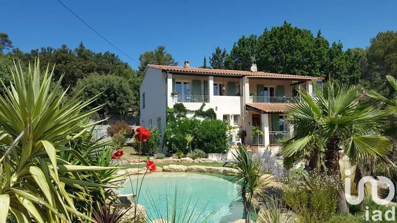 maison 6 pièces 174 m2 à vendre à Gonfaron (83590)