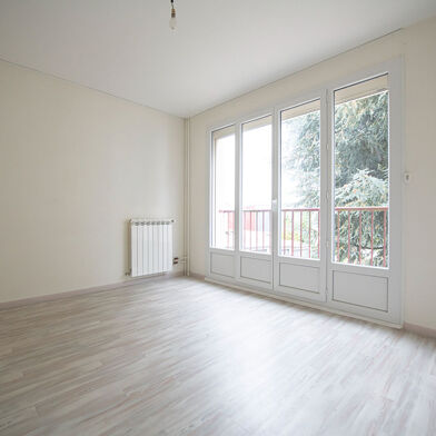 Appartement 4 pièces 111500 €