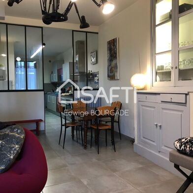 Maison 8 pièces 228 m²