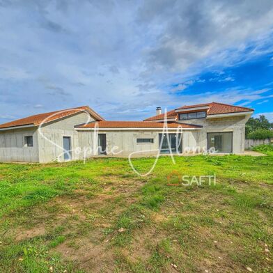 Maison 7 pièces 410000 €