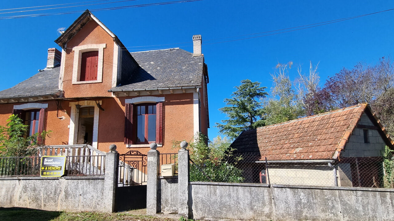 maison 4 pièces 90 m2 à vendre à Saint-Geniez-d'Olt-Et-d'Aubrac (12130)