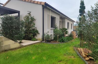 vente maison 305 900 € à proximité de Sainte-Hélène (33480)