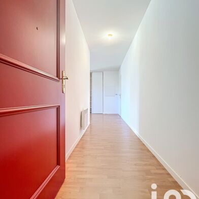 Appartement 3 pièces 92280 €