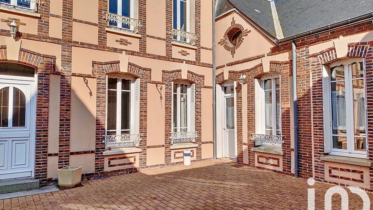 maison 9 pièces 250 m2 à vendre à La Loupe (28240)