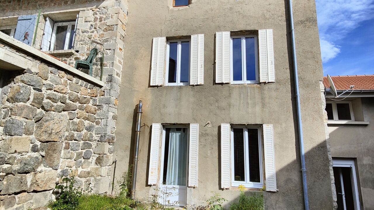 maison 7 pièces 84 m2 à vendre à Rochepaule (07320)