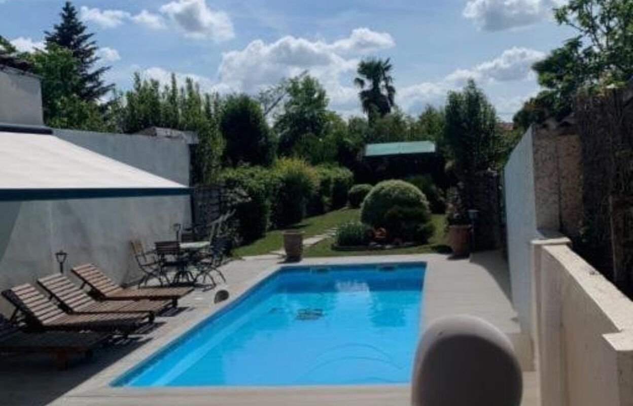 maison 4 pièces 170 m2 à vendre à Castelsarrasin (82100)