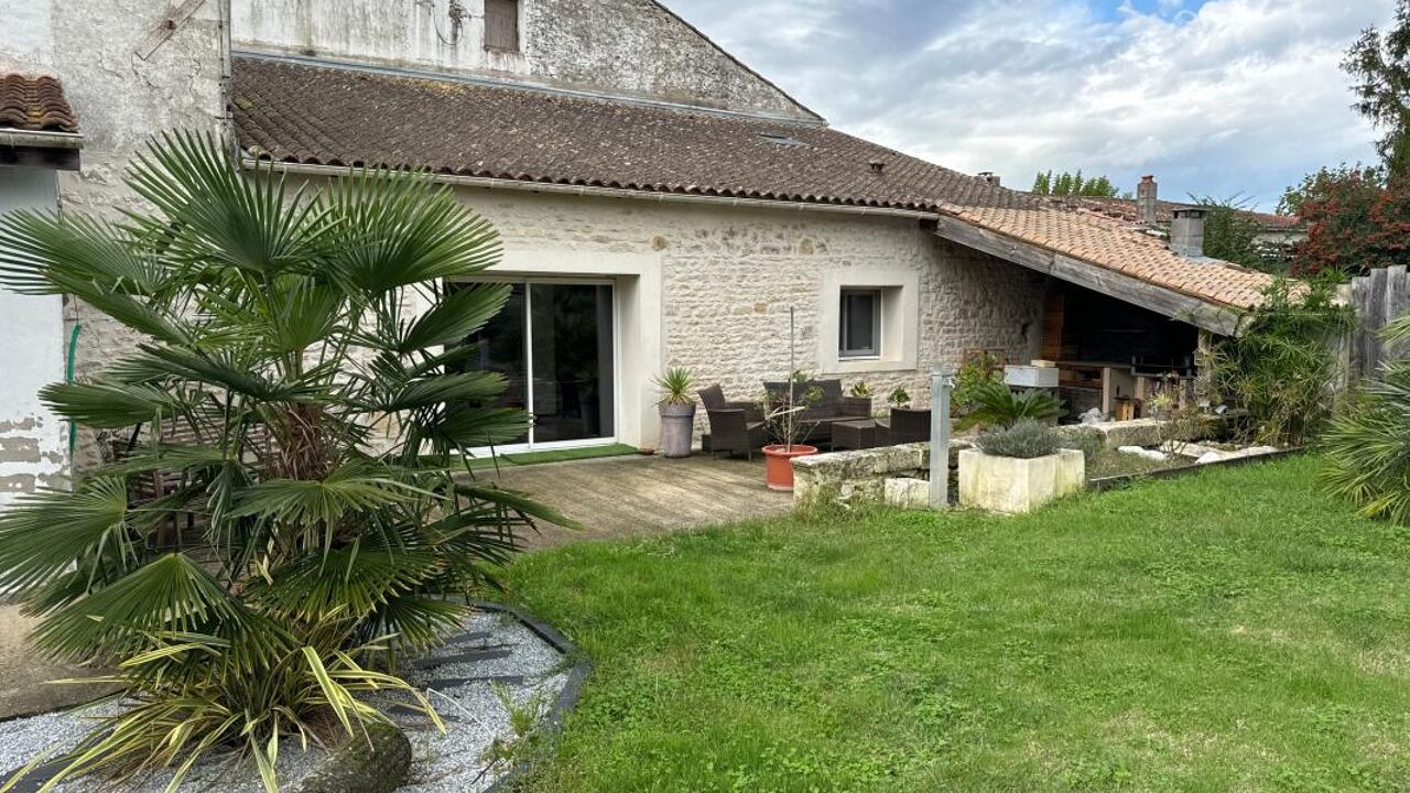 maison 6 pièces 205 m2 à vendre à Saujon (17600)