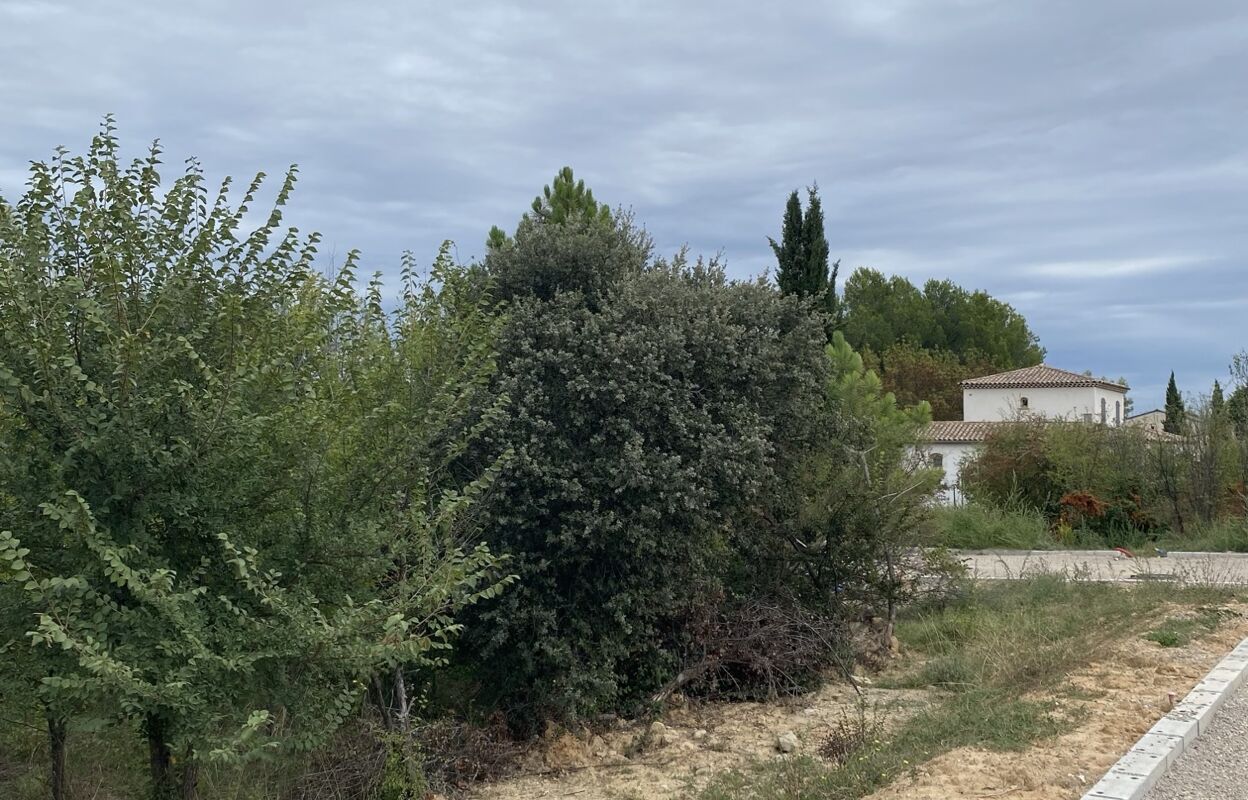 terrain 350 m2 à construire à Le Puy-Sainte-Réparade (13610)