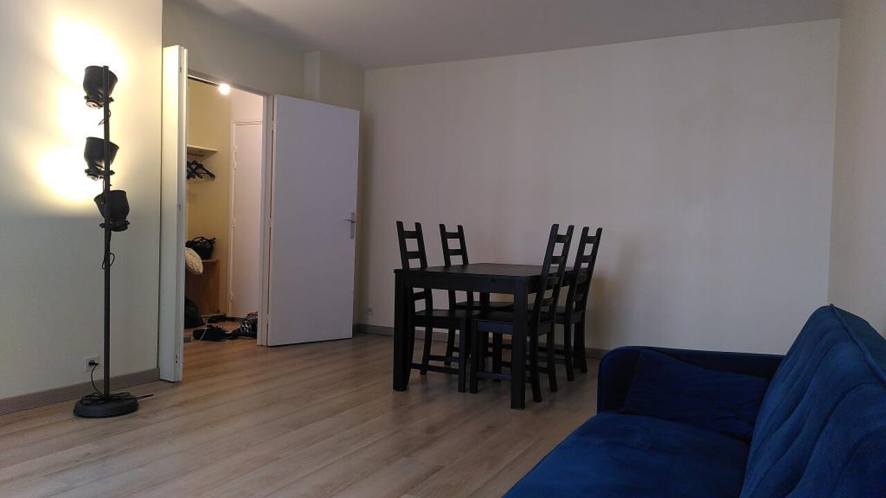 appartement 2 pièces 52 m2 à louer à Courbevoie (92400)