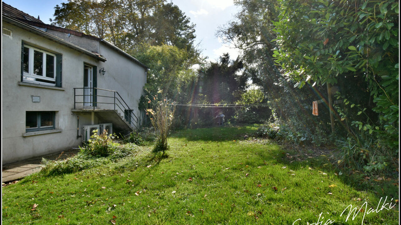 maison 3 pièces 108 m2 à vendre à Le Châtelet (18170)