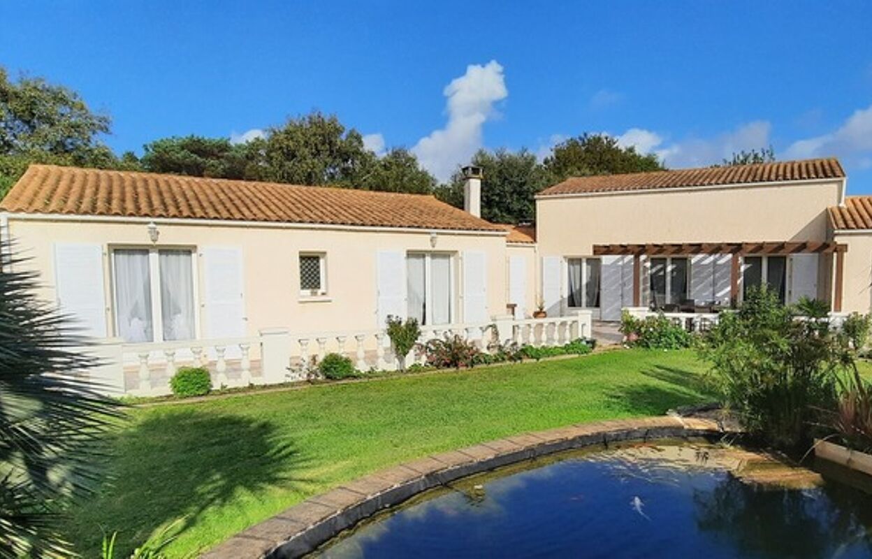 maison 6 pièces 213 m2 à vendre à Saint-Pierre-d'Oléron (17310)