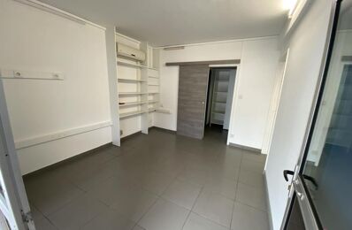 location commerce 1 313 € CC /mois à proximité de Sainte-Marie (97438)