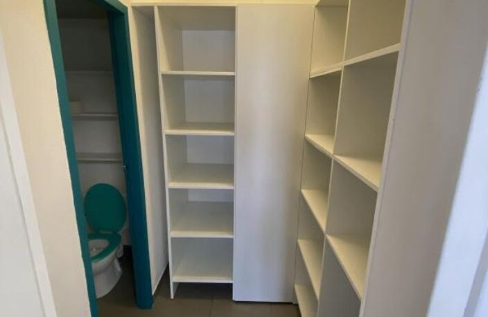 FABIEN TEKA IMMO LOUE LOCAL DE 44M² SAINT DENIS CENTRE VILLE , ILE DE LA REUNION — photo 3