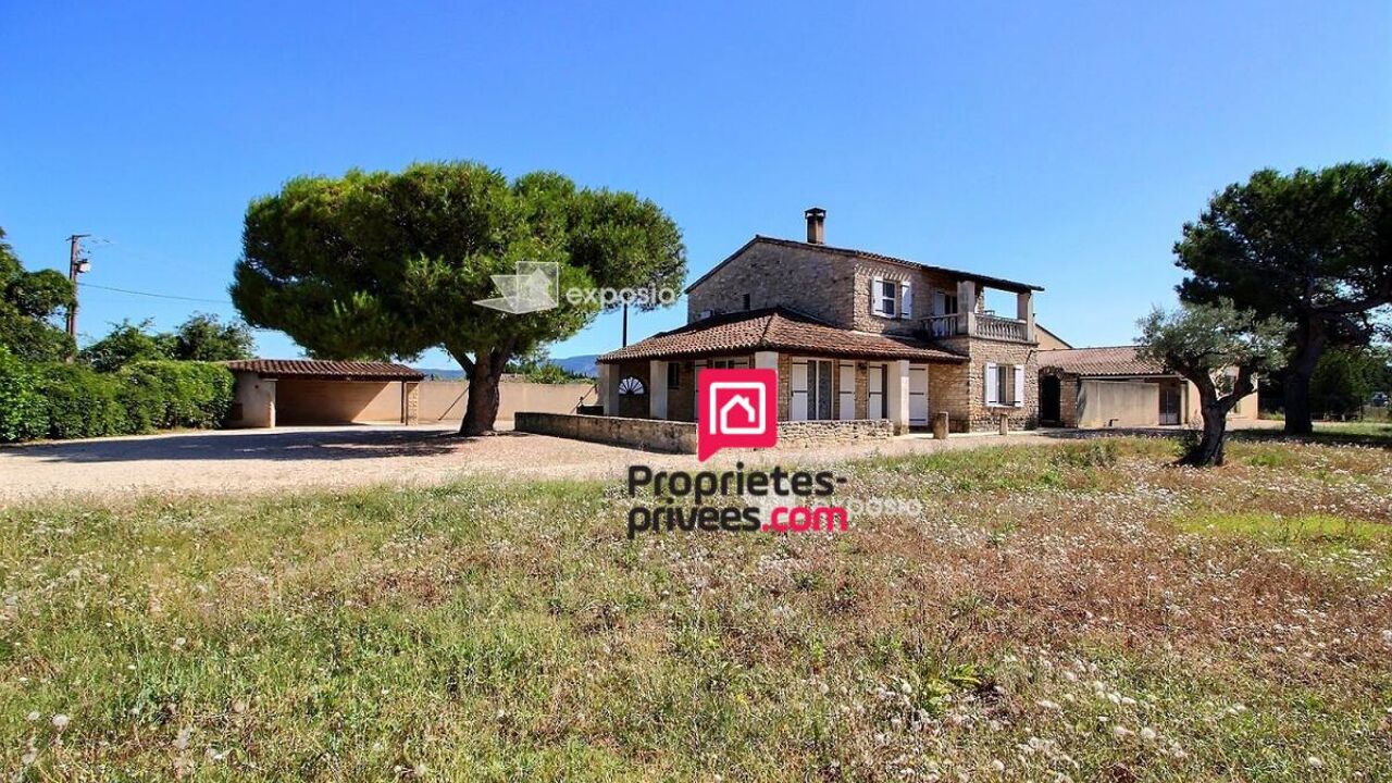 maison 12 pièces 340 m2 à vendre à Lagnes (84800)