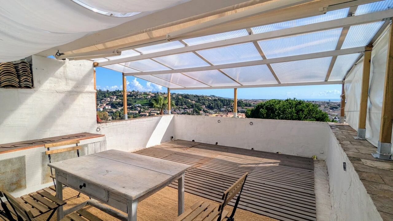 maison 6 pièces 176 m2 à vendre à Cagnes-sur-Mer (06800)