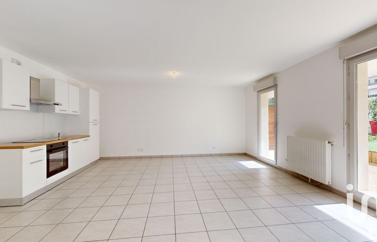 appartement 4 pièces 84 m2 à vendre à Meyzieu (69330)