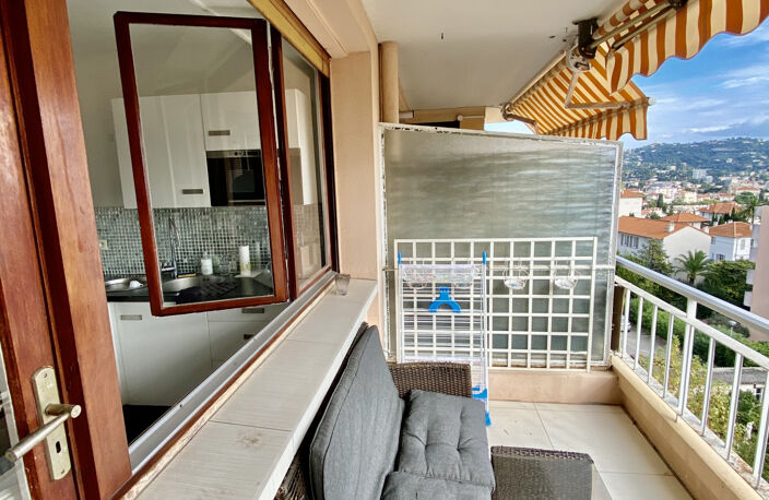 CANNES BAS PETIT JUAS T2 DE 43 M2 TERRASSE VUE MER PARKING — photo 2