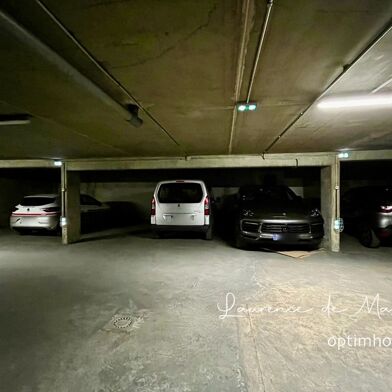 Parking 11 m²