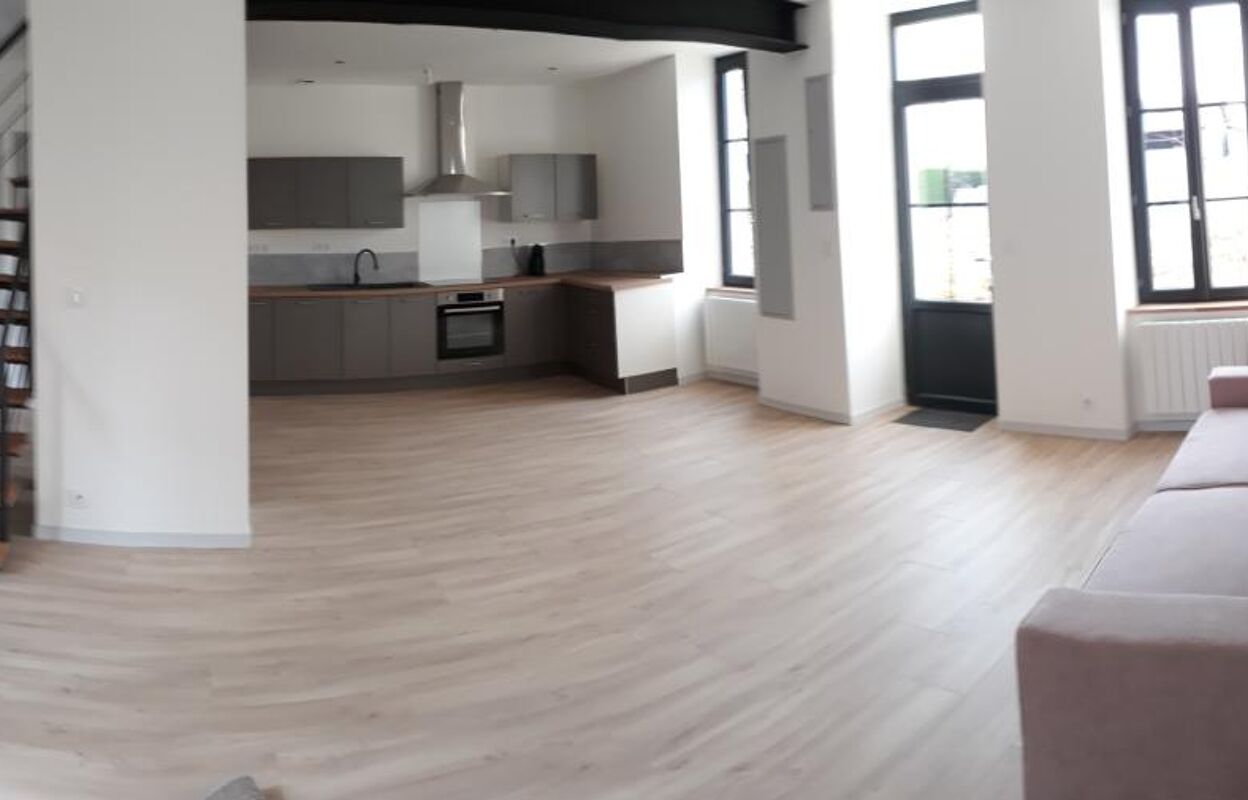 maison 5 pièces 122 m2 à louer à Durtal (49430)