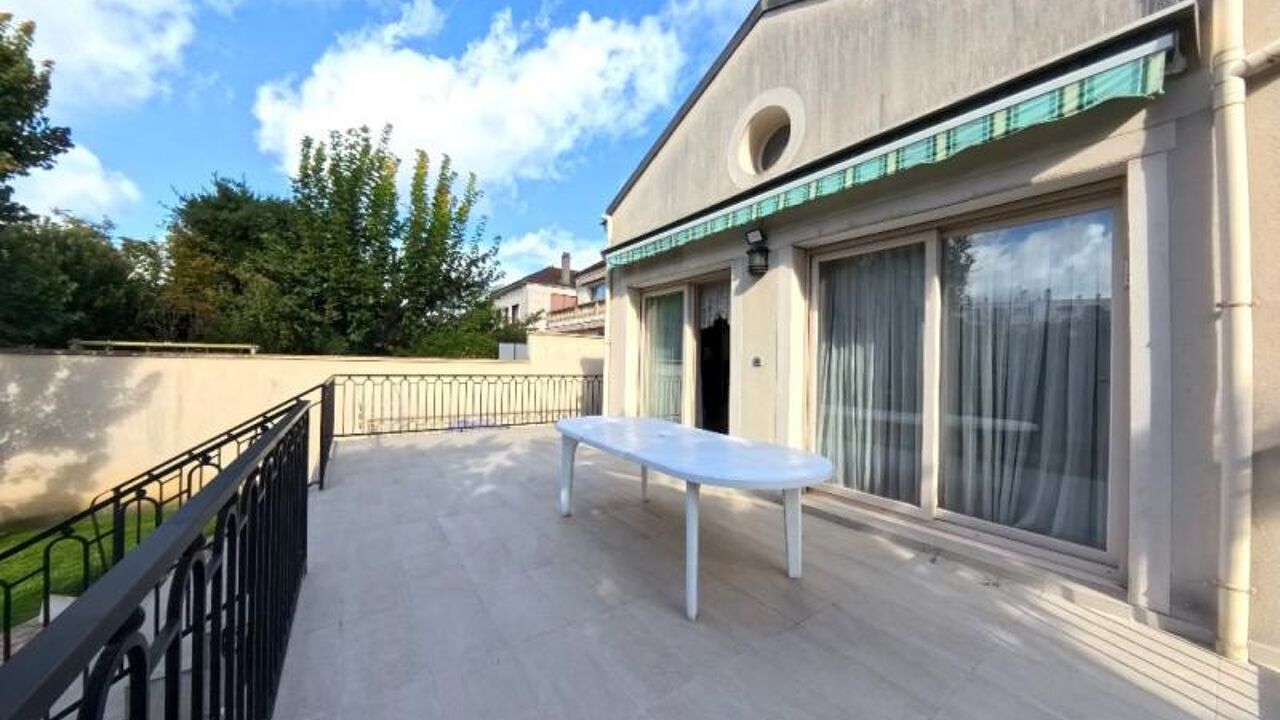 maison 10 pièces 330 m2 à vendre à Créteil (94000)