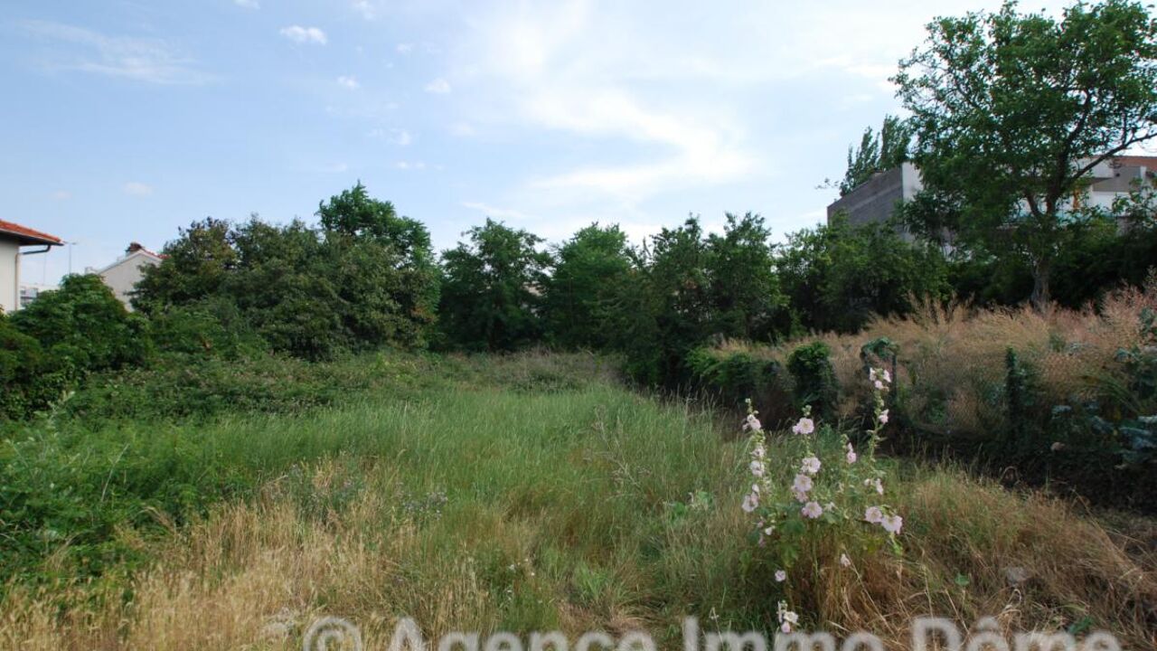 terrain  pièces 926 m2 à vendre à Clermont-Ferrand (63000)