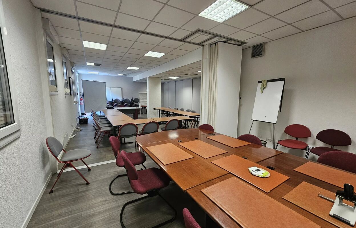 bureau 7 pièces 211 m2 à vendre à Tarbes (65000)