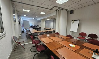 Bureau 7 Pièces 211 m² à vendre à Tarbes (65000)