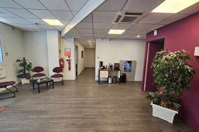 Bureau 7 pièces 195000 €