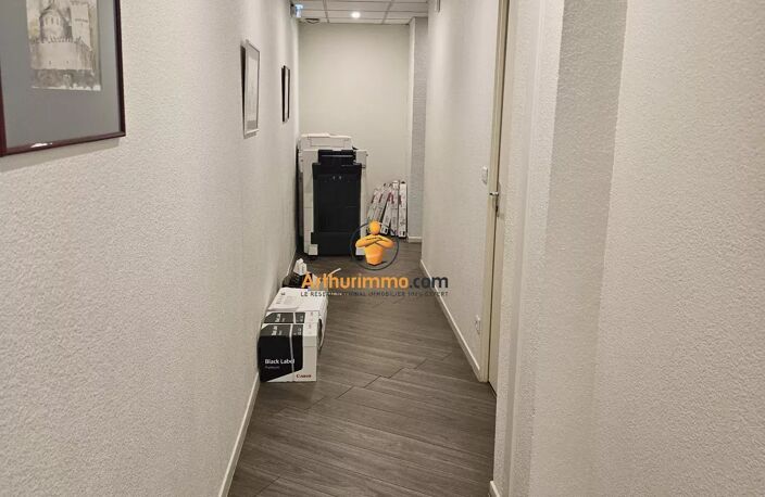 À VENDRE : Espace coworking pret à l'emploi en excelent état, idéalement situé au cœur de Tarbes avec parking — photo 3