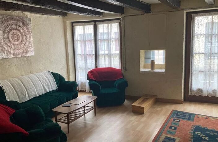 Vente - Maison de 3 chambres avec cour et jardin à Adriers - Vienne — photo 4