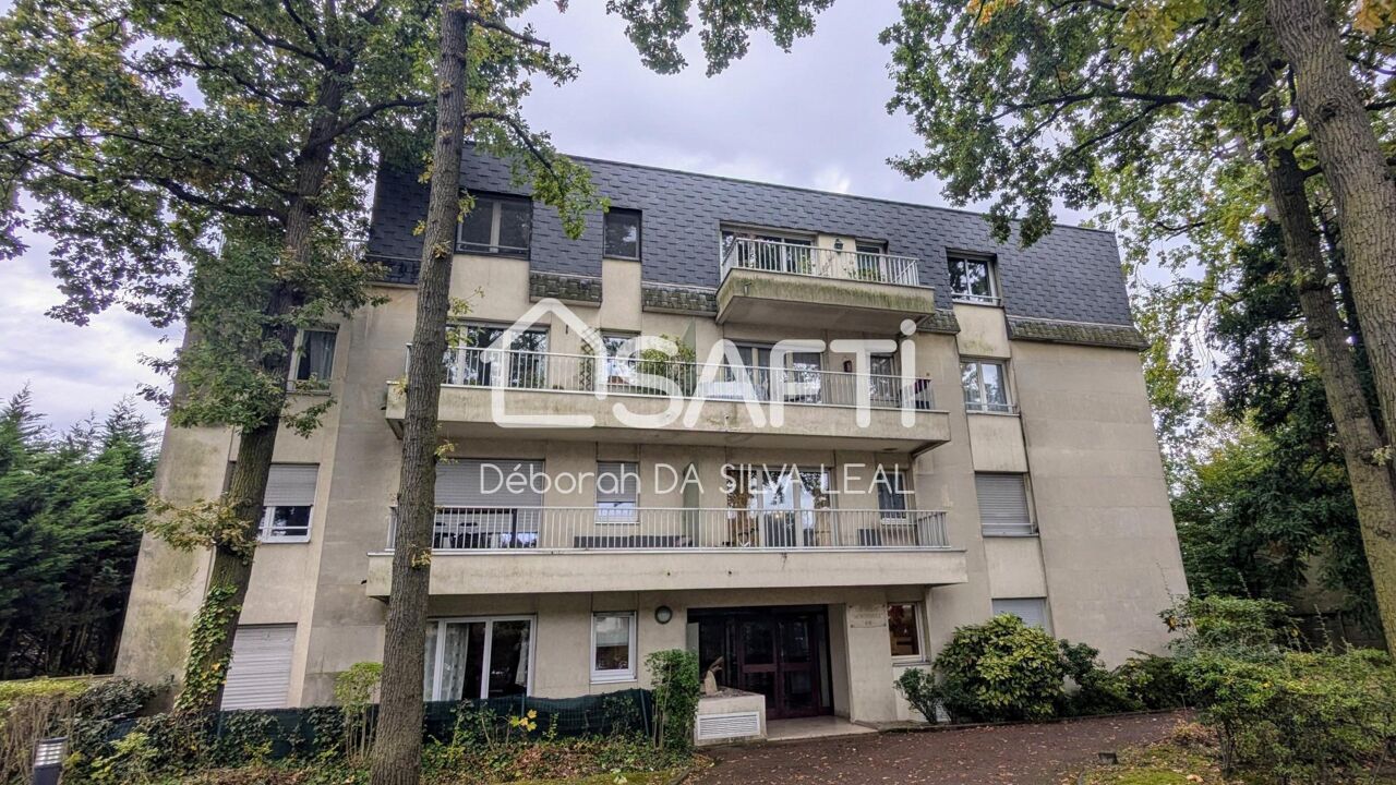 appartement 2 pièces 41 m2 à vendre à Livry-Gargan (93190)