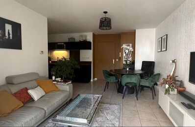 location appartement 850 € CC /mois à proximité de Roquevaire (13360)