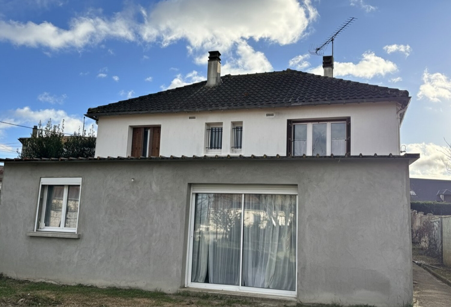 Limitrophe Chateaudun — photo 1