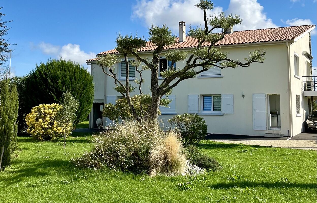 maison 10 pièces 195 m2 à vendre à Bourcefranc-le-Chapus (17560)