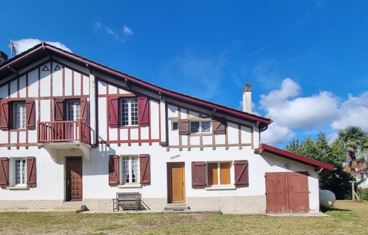 maison 6 pièces 143 m2 à vendre à Cambo-les-Bains (64250)