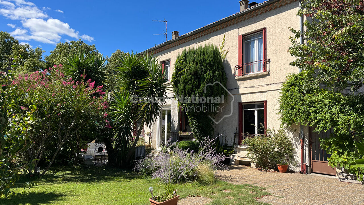 maison 9 pièces 201 m2 à vendre à Beaucaire (30300)